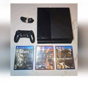 Sony PlayStation 4 500GB, (CUH-1115A) Console + Controller + Games